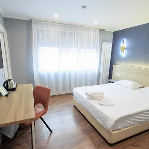 Hotel The Embassy Nord ***